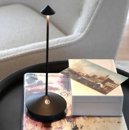 Lampe de Table LED Sans Fil – Design Moderne et Fonctionnel