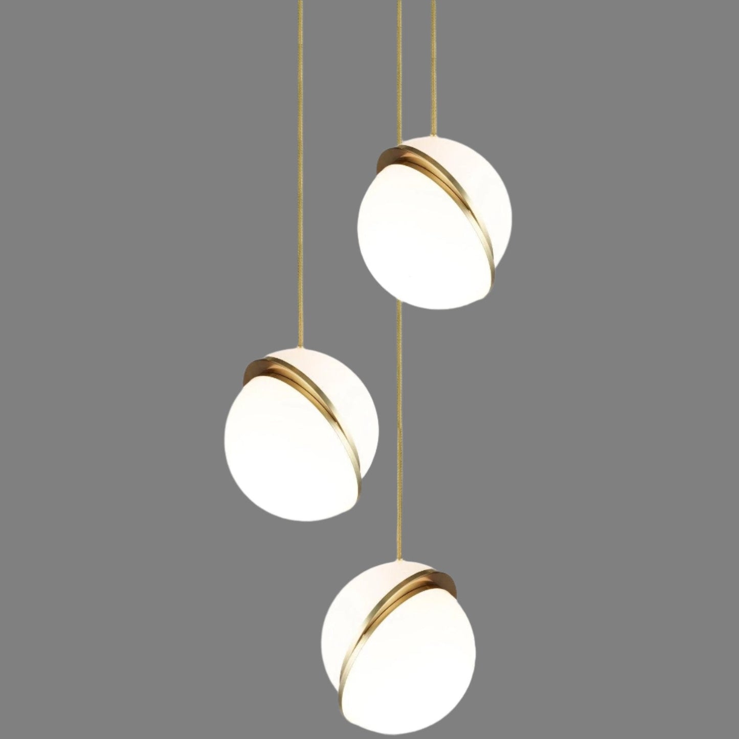 Suspension Mondsichel en Acryl et Laiton - Éclairage LED Moderne et Élégant