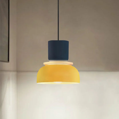 Suspension Moderne en Acrylique – Design Coloré avec Éclat Nordique