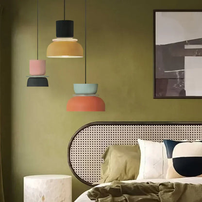 Suspension Moderne en Acrylique – Design Coloré avec Éclat Nordique