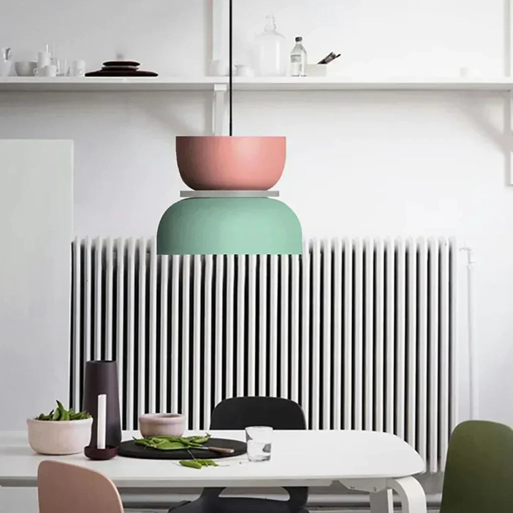 Suspension Moderne en Acrylique – Design Coloré avec Éclat Nordique