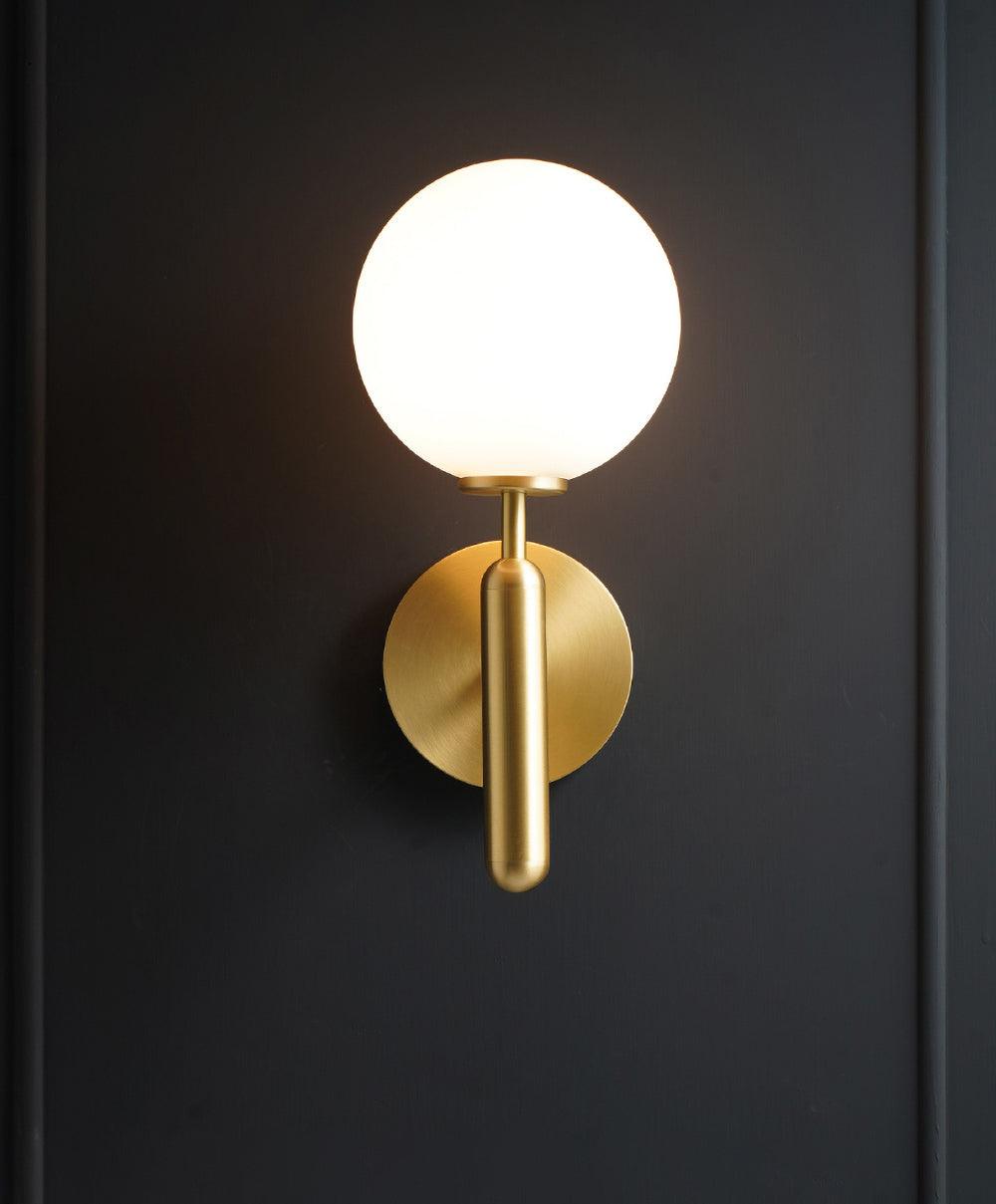 Lampe Scandiluxe LED – Design Minimaliste en Laiton et Verre pour Intérieur