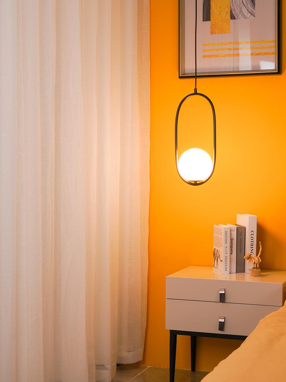 Suspension Mila en Métal et Verre – Lampe Moderne au Design Élégant