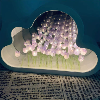Miroir LED Tulipe avec Effet d'Infini - Élégance et Originalité