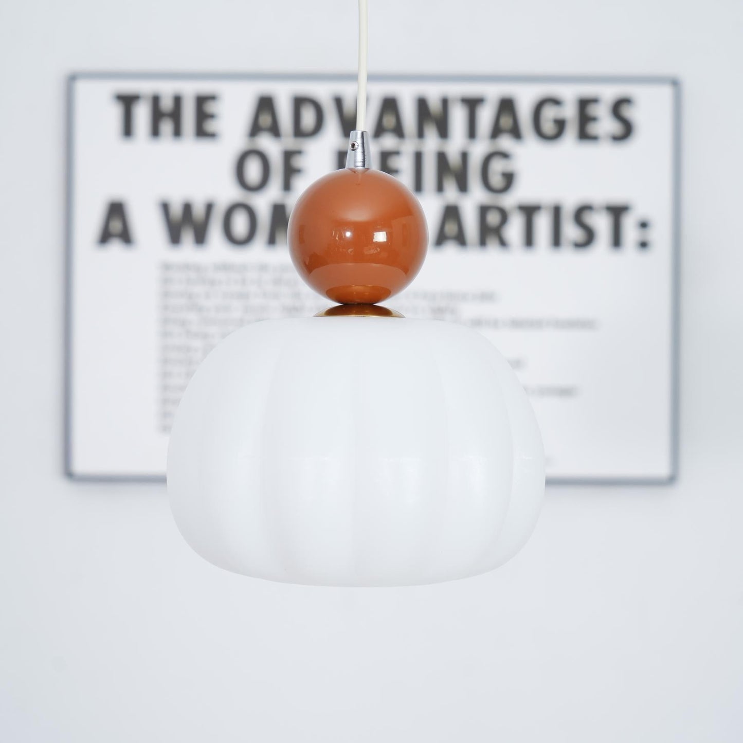 Suspension Yedra – Lampe Design Ronde en Métal et Acrylique, Éclairage Élégant pour Chambre ou Salle à Manger