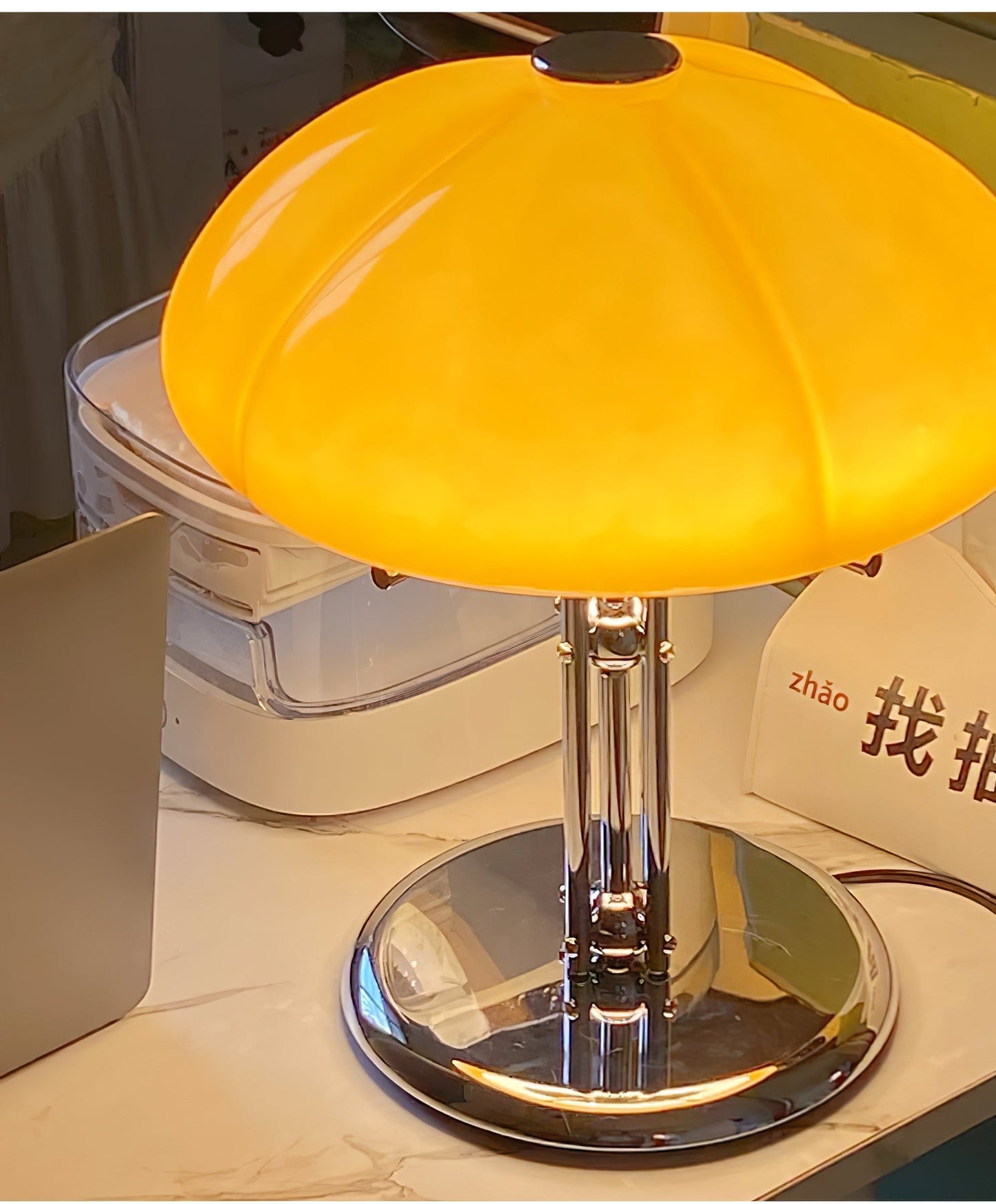 Lampe de Table Pilz Bauhaus – Design Moderne avec Abat-jour en Verre Amber