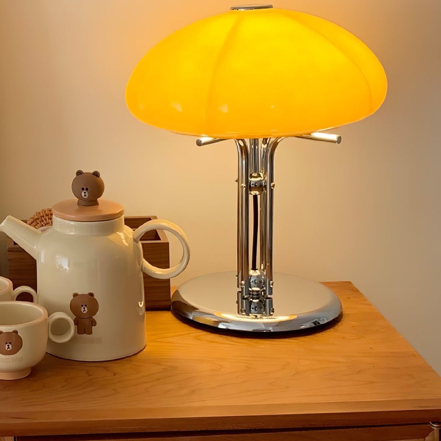 Lampe de Table Pilz Bauhaus – Design Moderne avec Abat-jour en Verre Amber
