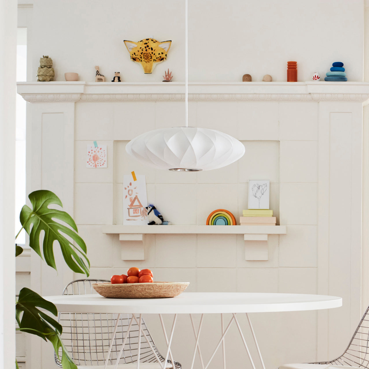 Suspension Nordic en Bois et Acier – Élégance Moderne