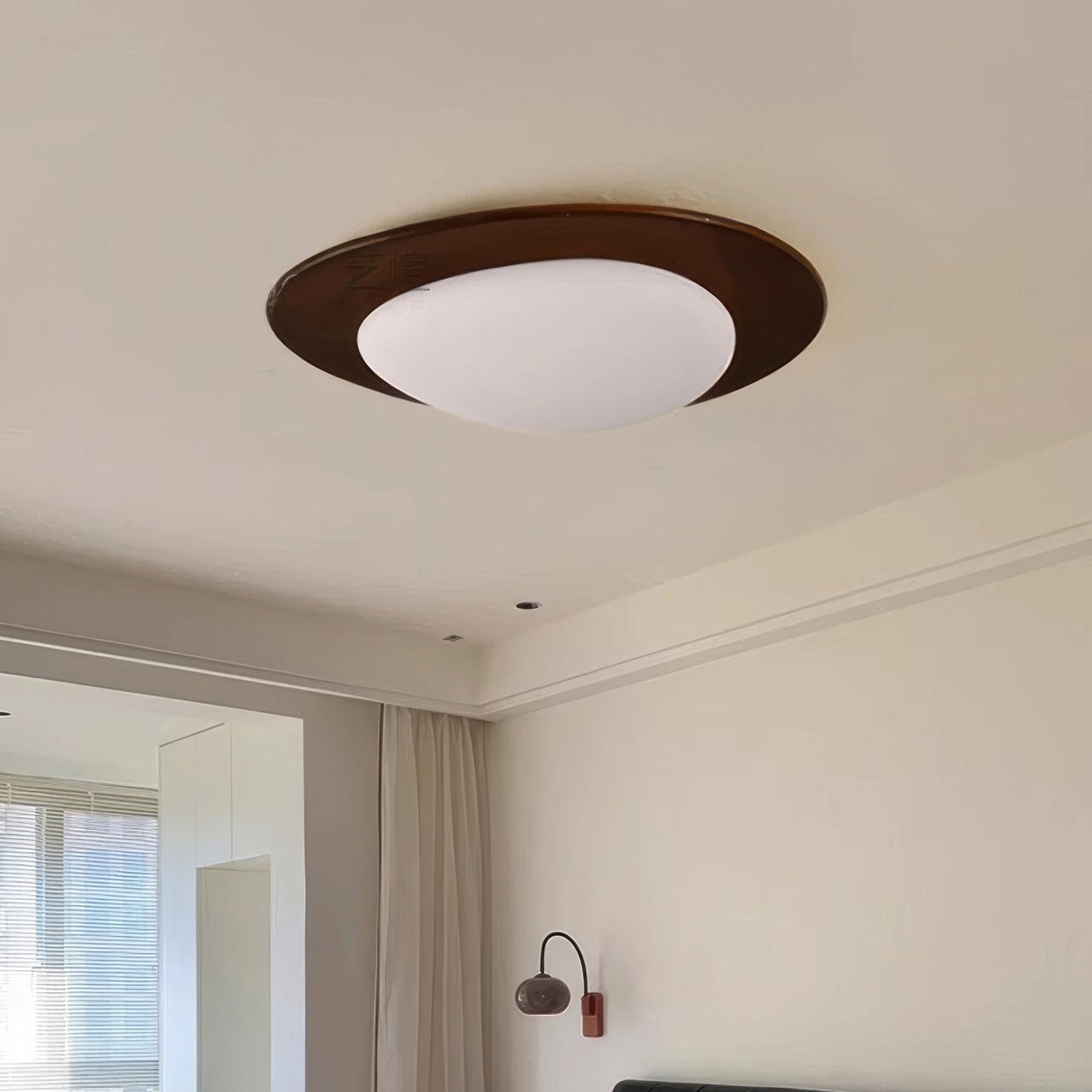 Plafonnier Scandinavian Pebble avec Grain de Bois - Design Minimaliste et LED Intégrée