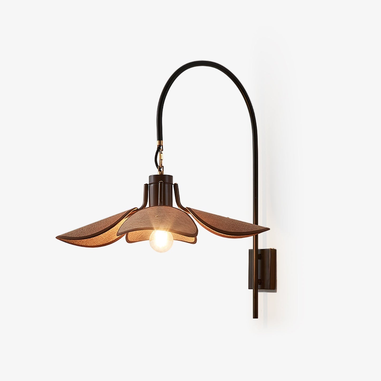 Applique Petal Bloom – Lampe Murale Élégante en Forme de Pétales