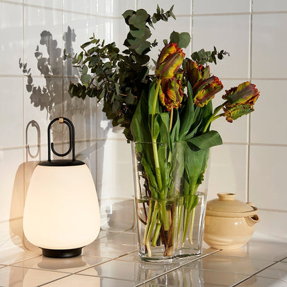 Lampe de Table Portable avec Recharge USB – Design Scandinave Élégant et Lumière Dimmable