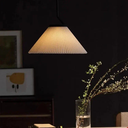 Suspension Nordic Plissée Crème – Design Scandinave Élégant en Tissu LED
