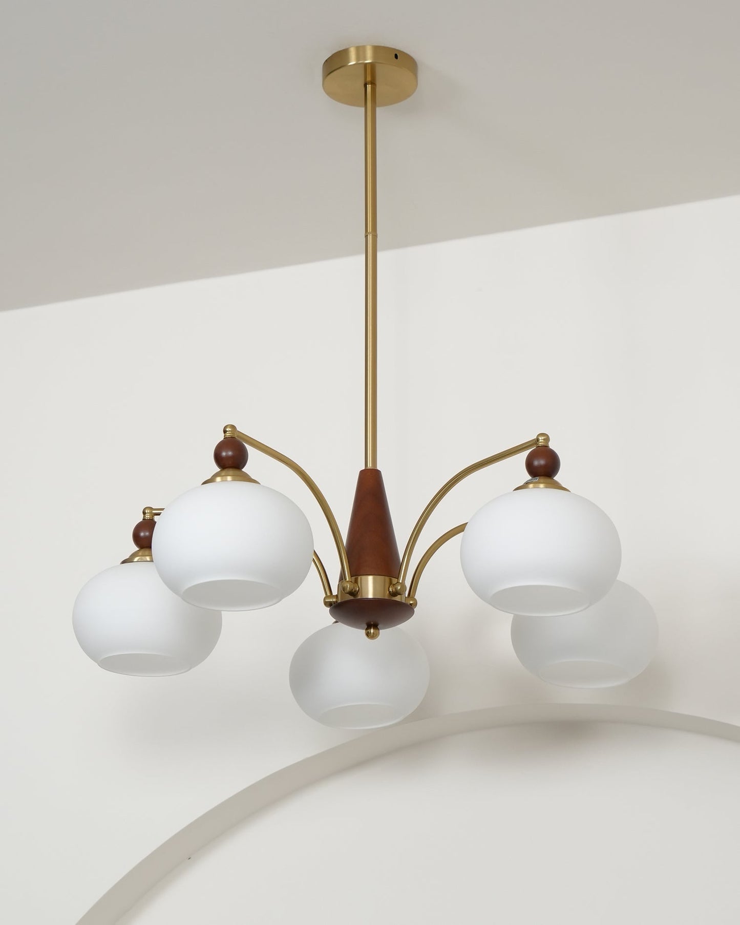 Chandelier Retro Melodica - Élégance Victoriienne et Artisanat Moderne