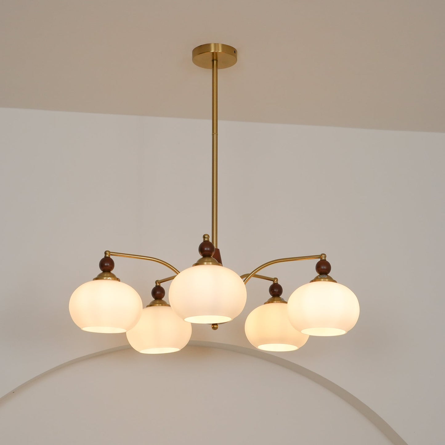 Chandelier Retro Melodica - Élégance Victoriienne et Artisanat Moderne