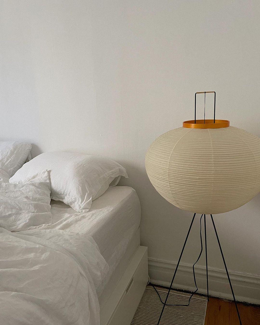 Lampadaire en Papier de Riz - Élégance Minimaliste pour Salon et Chambre