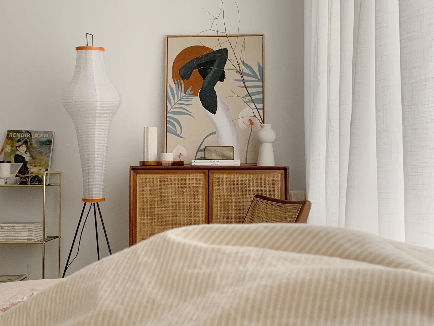 Lampadaire en Papier de Riz - Élégance Minimaliste pour Salon et Chambre