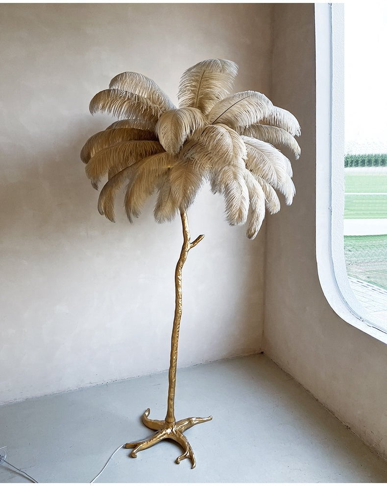 Lampe sur Pied avec Plumes d’Autruche – Élégance et Design Moderne en Résine