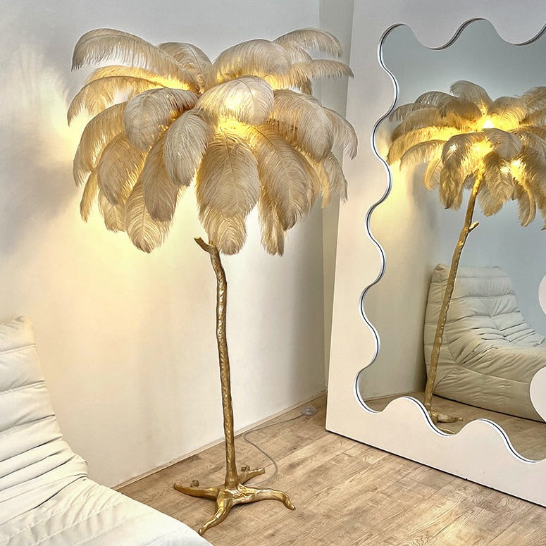 Lampe sur Pied avec Plumes d’Autruche – Élégance et Design Moderne en Résine