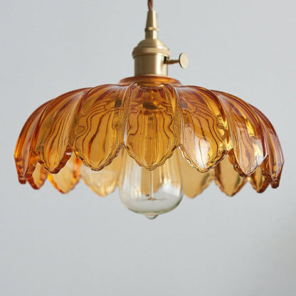 Lampe suspendue en verre translucide avec base en cuivre – Création d'une atmosphère romantique et lumineuse