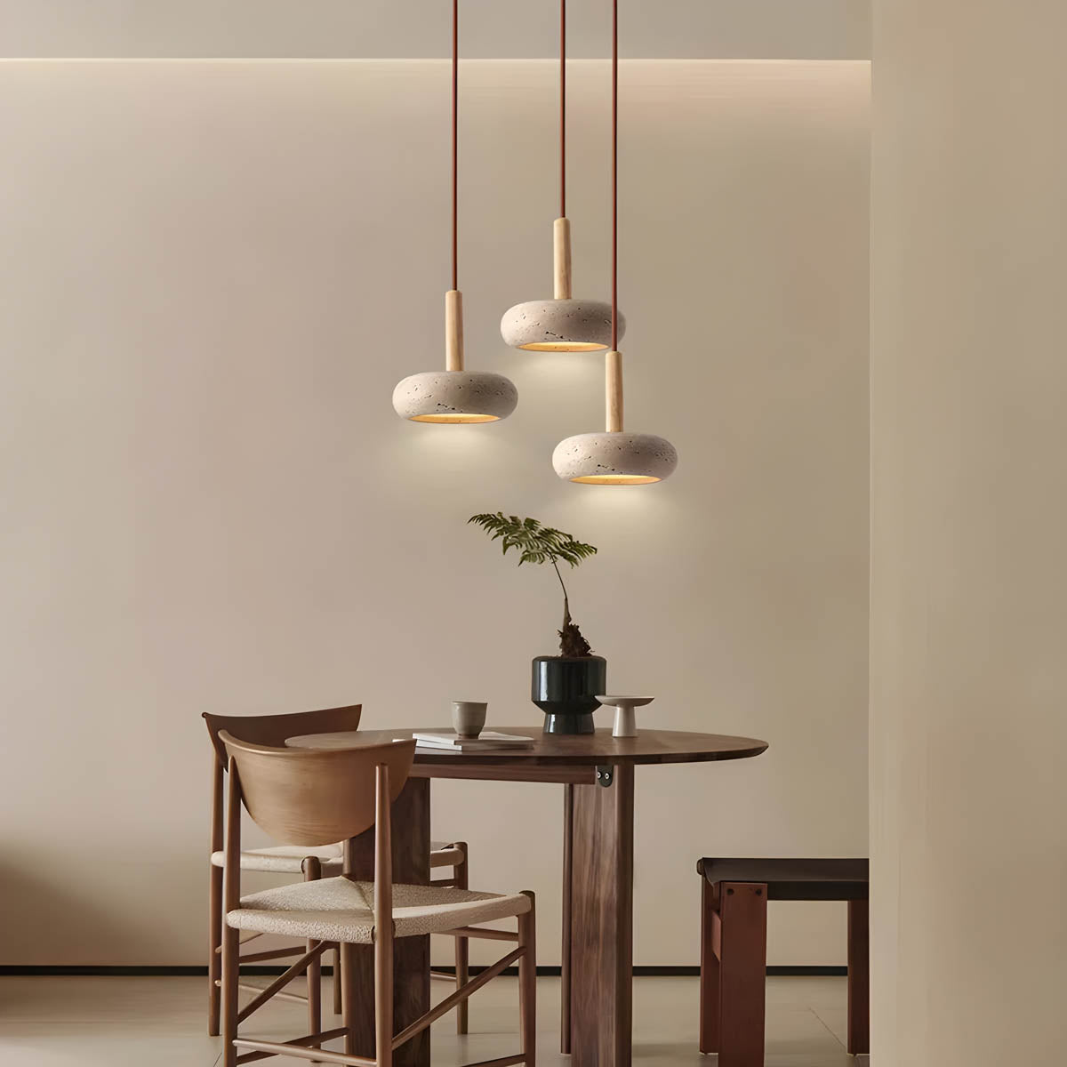 Suspension OSHO Stone – Lampe en Travertin Jaune Naturel LED, Éclairage Élégant et Durable