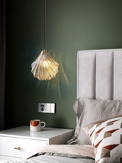 Suspension Mini Shell Design en Verre et Laiton – Lampe Moderne à Suspendre