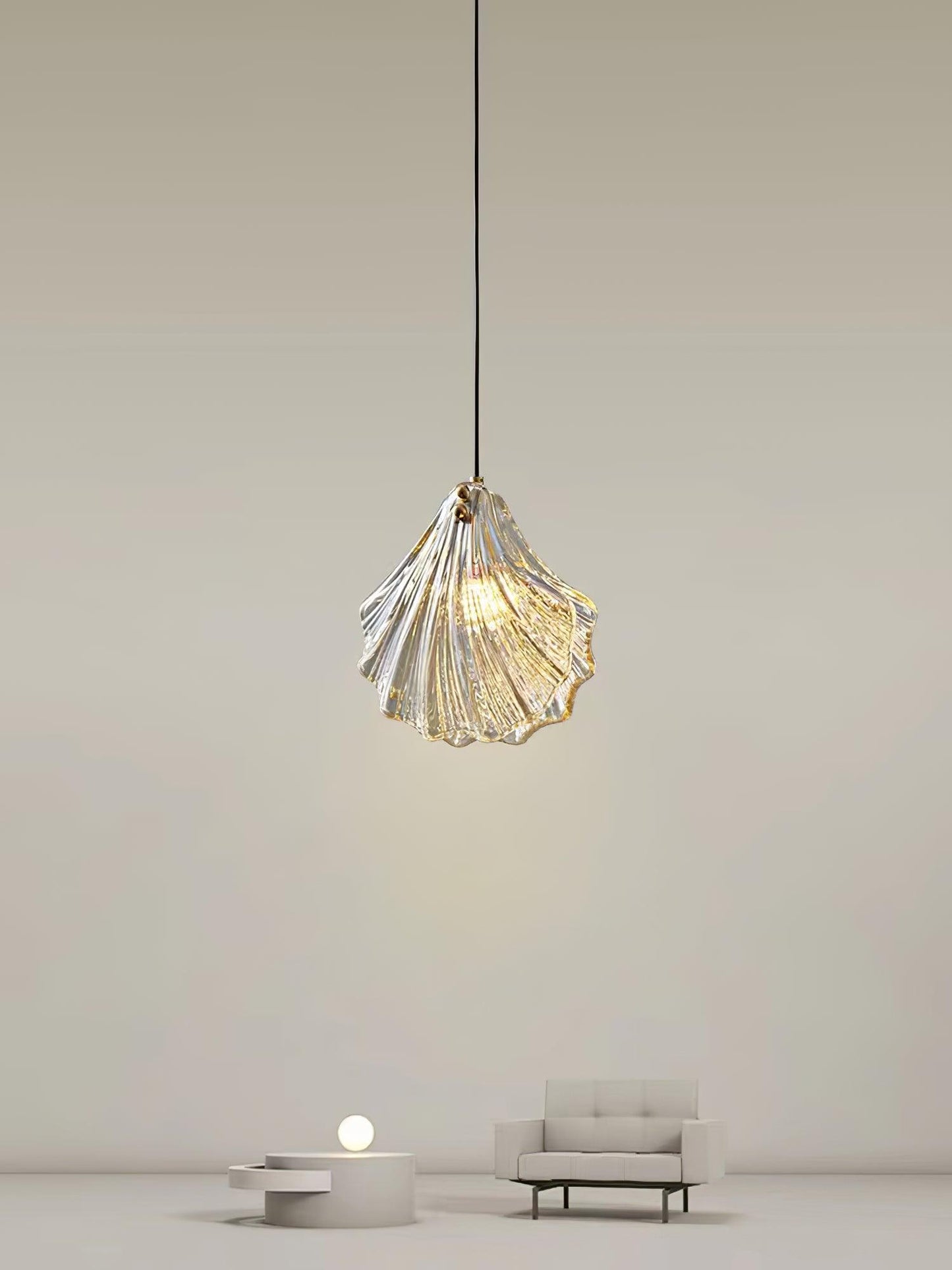 Suspension Mini Shell Design en Verre et Laiton – Lampe Moderne à Suspendre