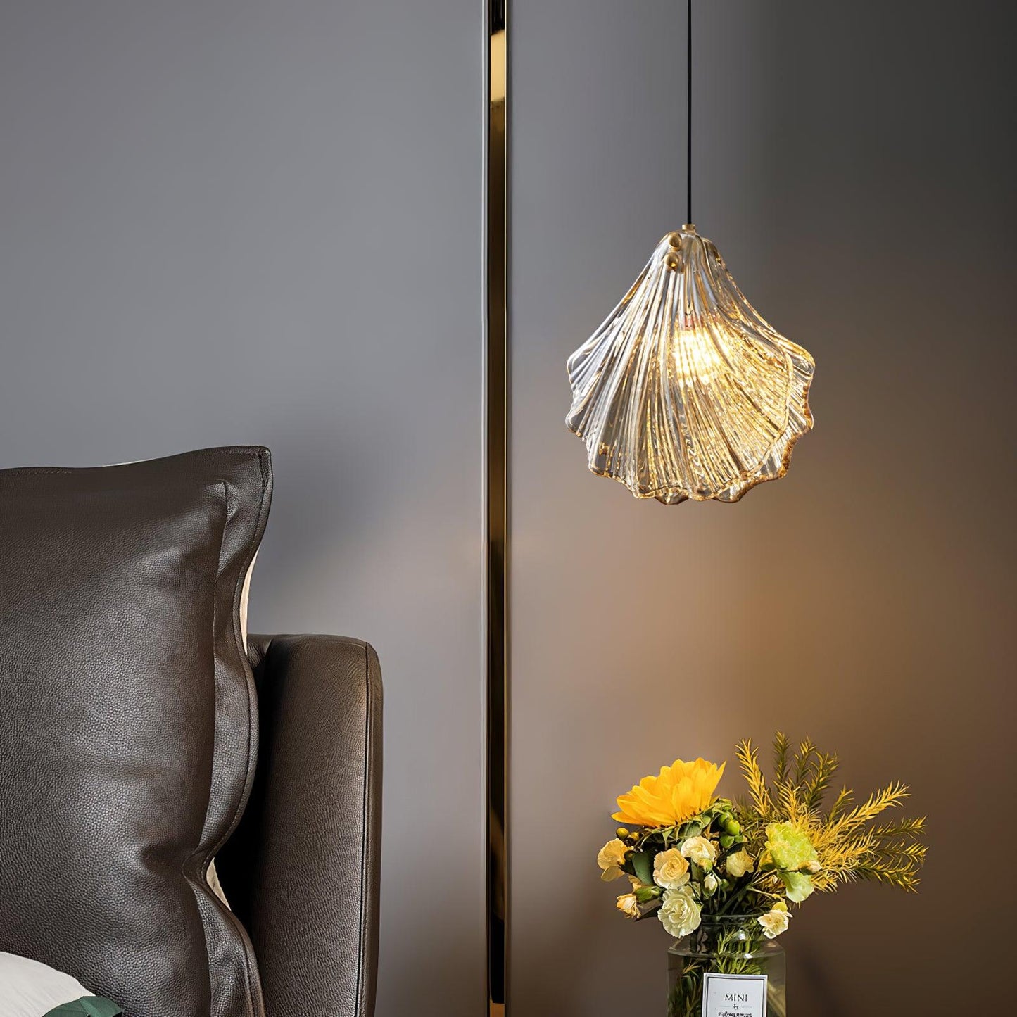 Suspension Mini Shell Design en Verre et Laiton – Lampe Moderne à Suspendre