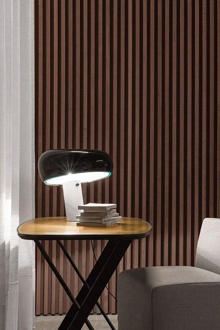 Lampe de Table Art Marble - Élégante en Marbre de Carrare et Métal avec LED
