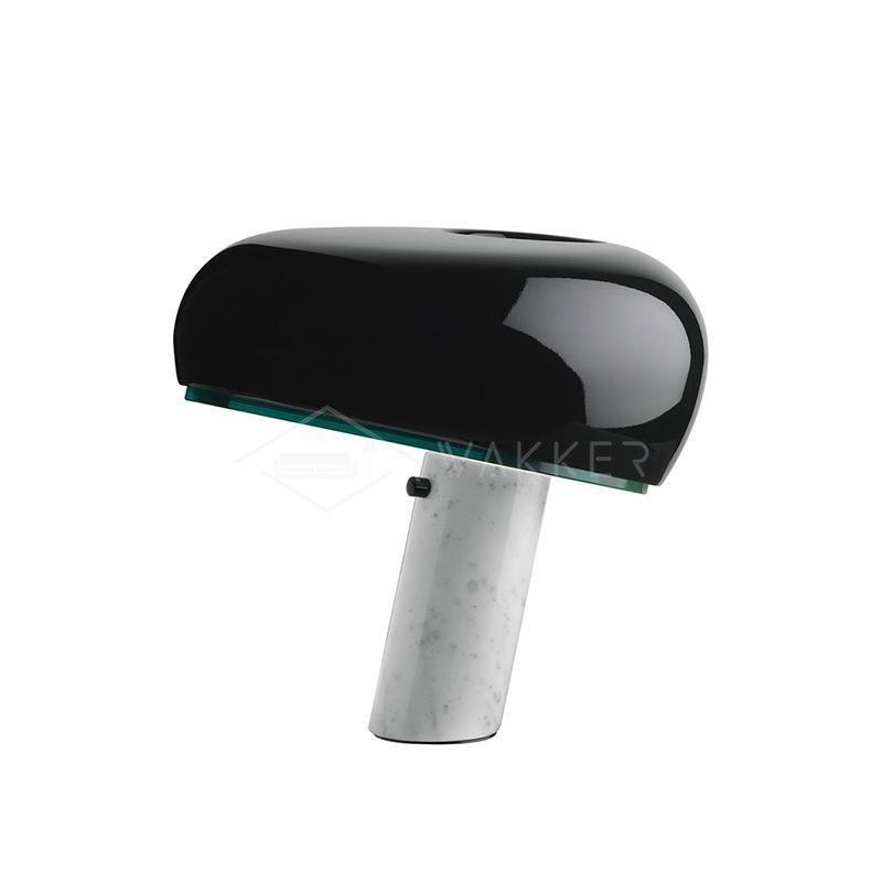 Lampe de Table Art Marble - Élégante en Marbre de Carrare et Métal avec LED