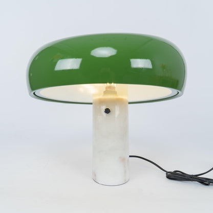 Lampe de Table Art Marble - Élégante en Marbre de Carrare et Métal avec LED