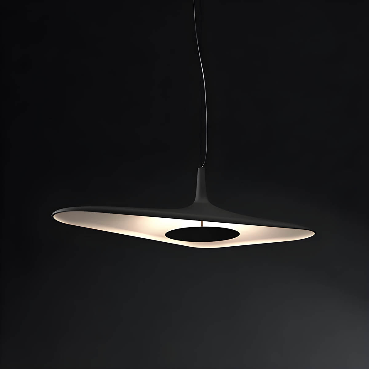 Suspension TIPI – Lampe au Design Unique en Résine, Élégance Moderne