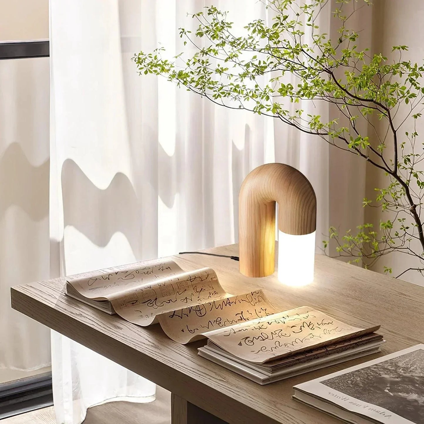 Lampe de Table Diapolo – Élégance Intemporelle avec Design Arqué