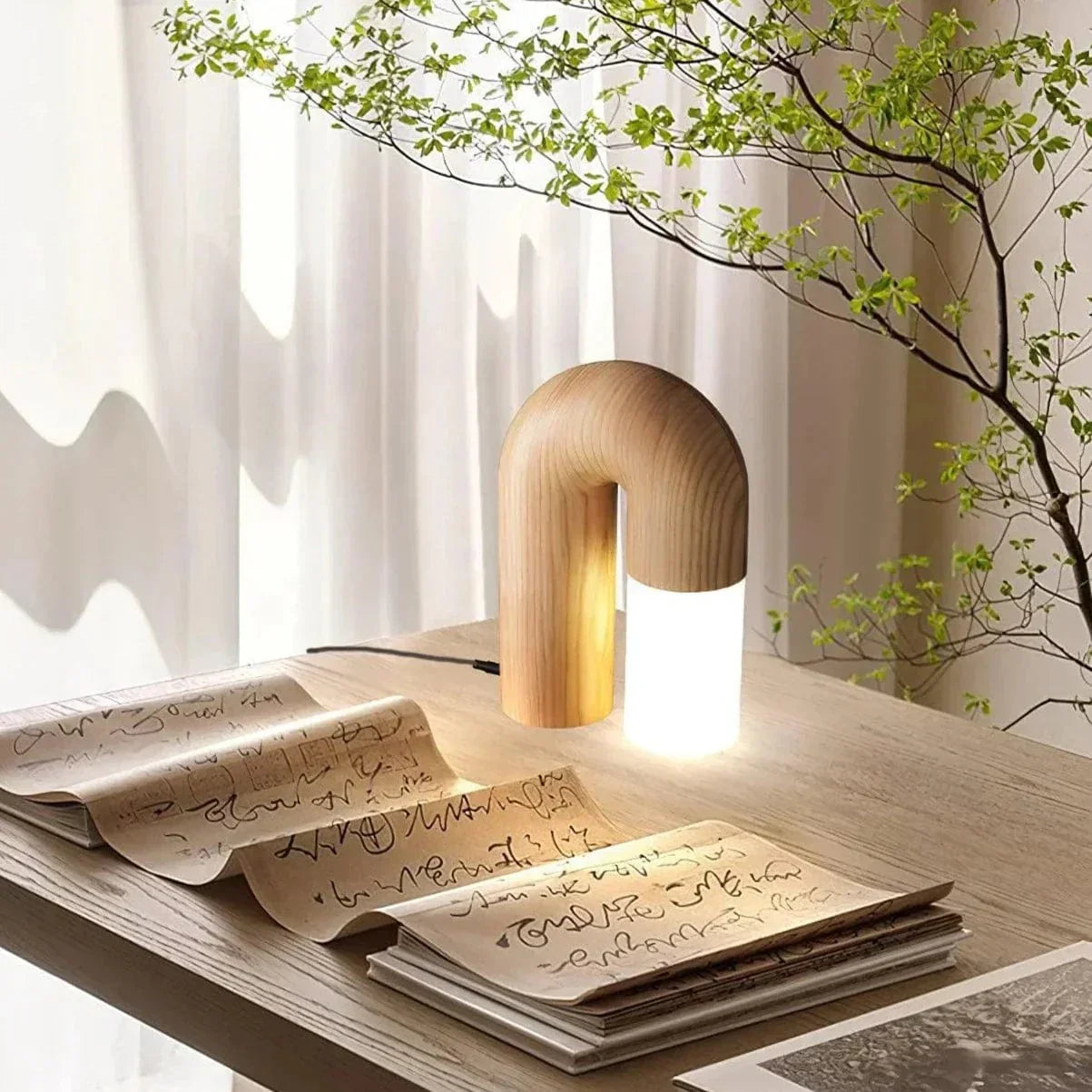 Lampe de Table Diapolo – Élégance Intemporelle avec Design Arqué