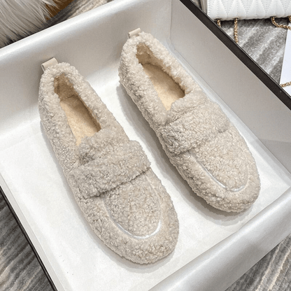Chaussons DouceMarche – Mocassins d’Intérieur en Peluche, Confort Moelleux et Chaleur Douillette