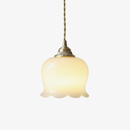 Suspension Talblume – Lampe en Laiton et Résine Inspirée par les Fleurs Naturelles