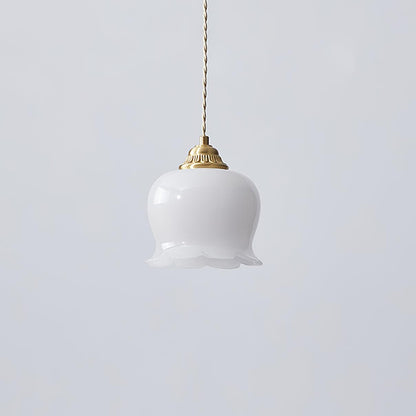 Suspension Talblume – Lampe en Laiton et Résine Inspirée par les Fleurs Naturelles