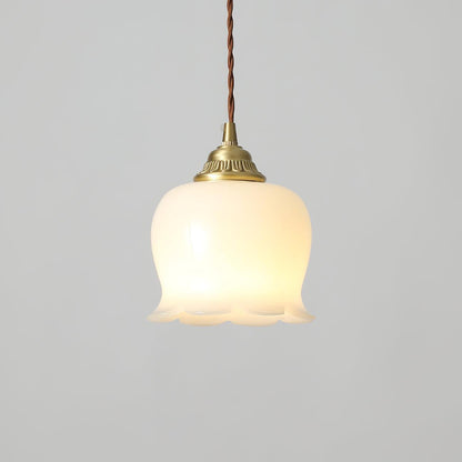 Suspension Talblume – Lampe en Laiton et Résine Inspirée par les Fleurs Naturelles