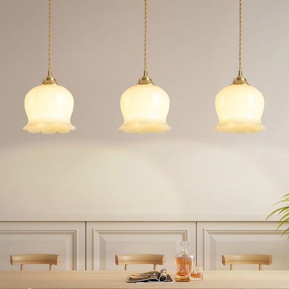 Suspension Talblume – Lampe en Laiton et Résine Inspirée par les Fleurs Naturelles