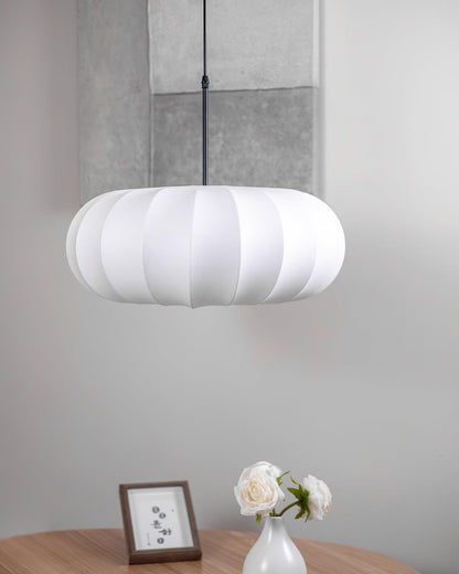 Suspension Verona - Luminaire Minimaliste en Métal et Soie, Design Wabi-Sabi