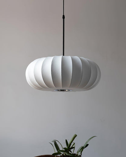 Suspension Verona - Luminaire Minimaliste en Métal et Soie, Design Wabi-Sabi