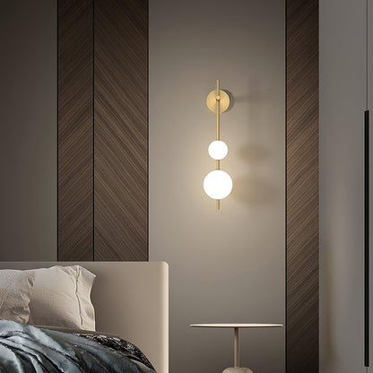 Applique Murale Verticale en Globe de Verre – Éclairage Élégant et Moderne