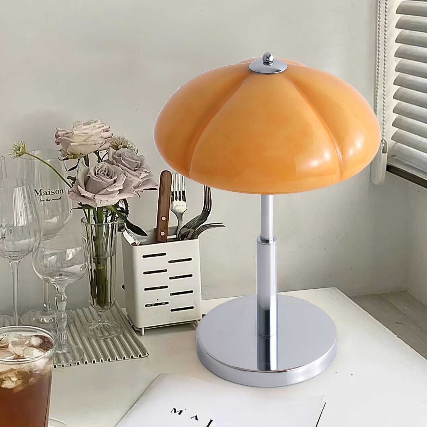 Lampe de Table Pilz Bauhaus – Design Moderne avec Abat-jour en Verre Amber