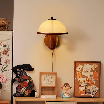 Lampe Murale Pilz en Bois – Élégante Lampe à Eiche avec Abat-jour Blanc