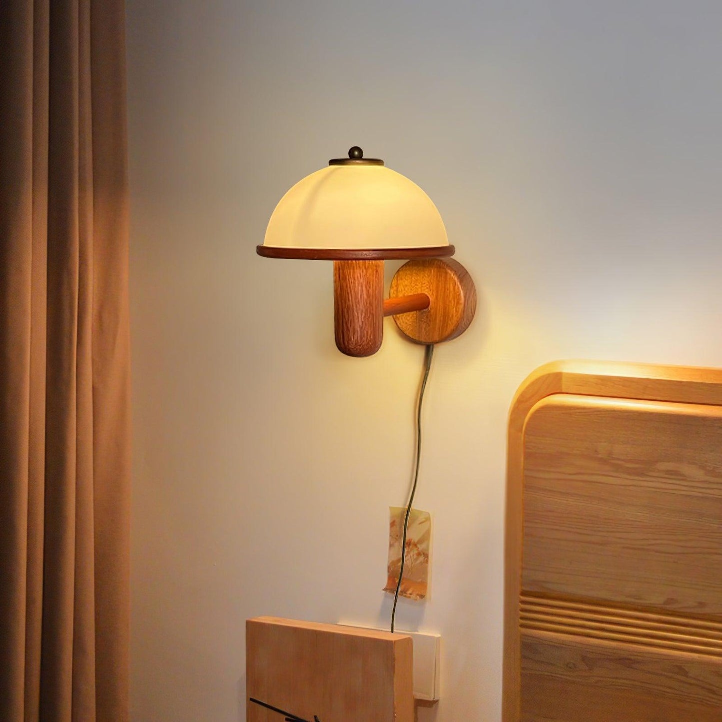 Lampe Murale Pilz en Bois – Élégante Lampe à Eiche avec Abat-jour Blanc