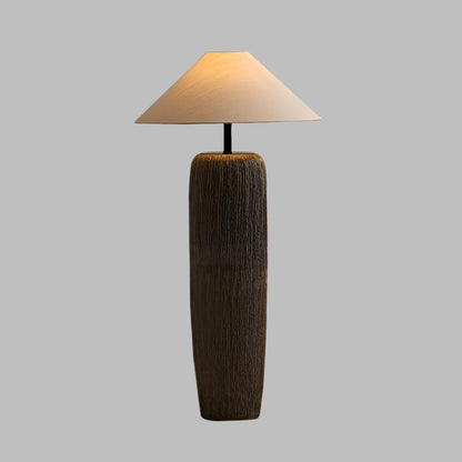 Lampadaire en Bois Vieilli - Élégance Rustique et Moderne pour Salon