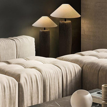 Lampadaire en Bois Vieilli - Élégance Rustique et Moderne pour Salon