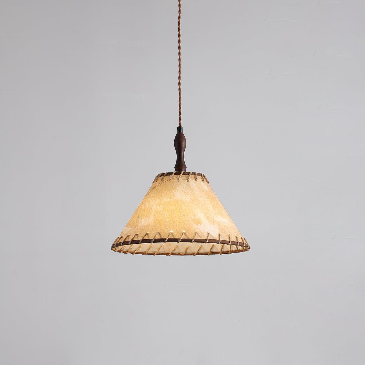 Suspension Bois et Tissu – Équilibre Naturel entre Élégance et Confort