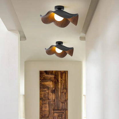 Plafonnier Lotus en Bois Nordic – Lampe Design en Résine et Métal, Inspiration Naturelle pour Salon ou Chambre