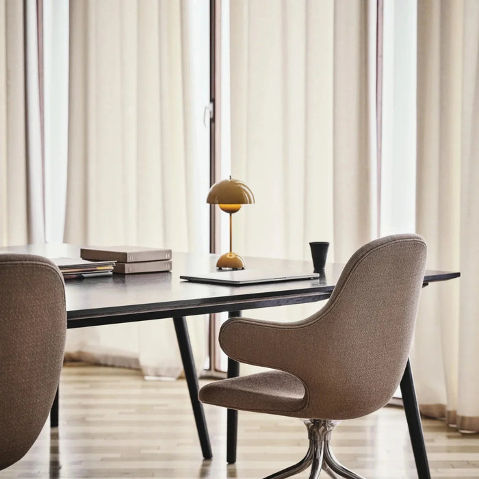 Lampe de Table AuroraGlo - Design Élegant et Sans Fil, Dimmable, Par Verner Panton