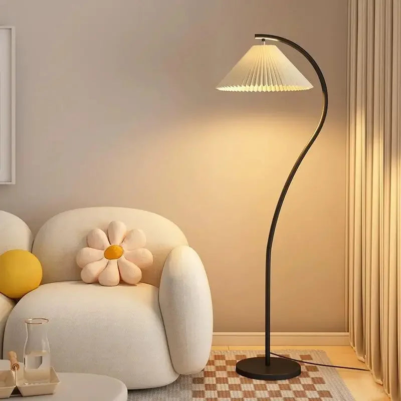 Lampadaire LED Moderne en Tissu – Éclairage Ajustable avec Design Pliant pour Salon et Bureau